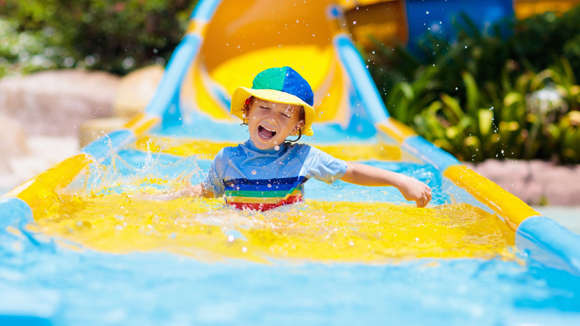 How CPR Certification Prevents Drowning at Water Parks